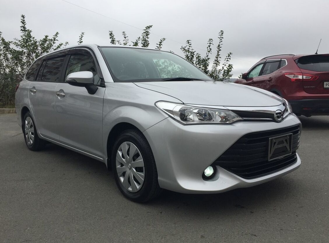 2016 Toyota Corolla Fielder III DBANRE161G 1.5 X (109 Hp) specs