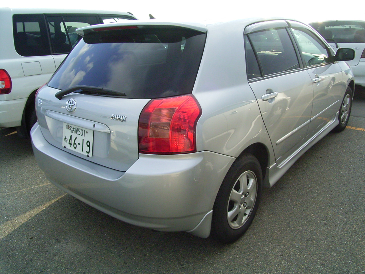 2001 Toyota Corolla Runx Photos