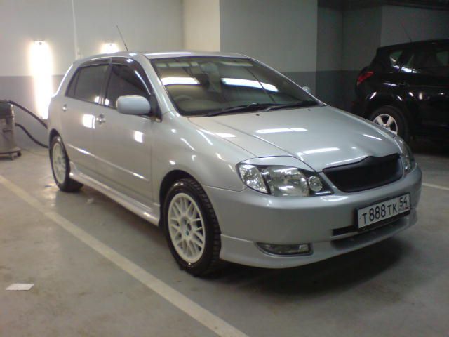 Toyota corolla runx 2001