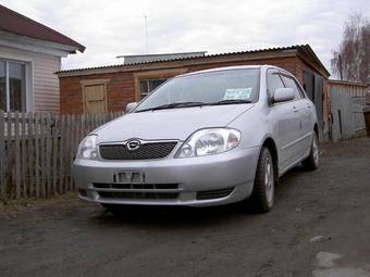 2002 Toyota Corolla Runx Photos