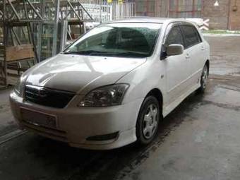 2002 Toyota Corolla Runx Pictures