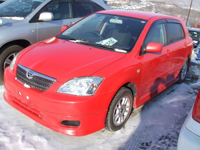 Toyota corolla runx 2003