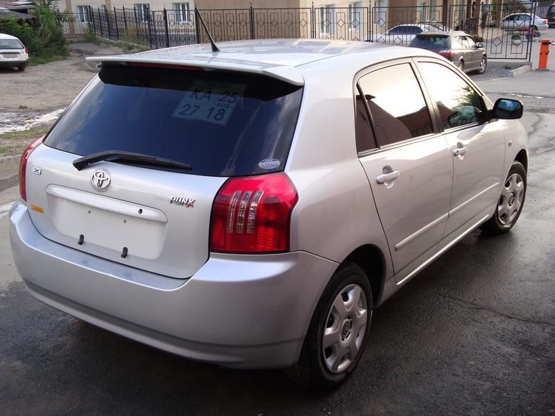 Toyota corolla runx 2003