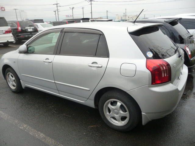 2004 Toyota Corolla Runx