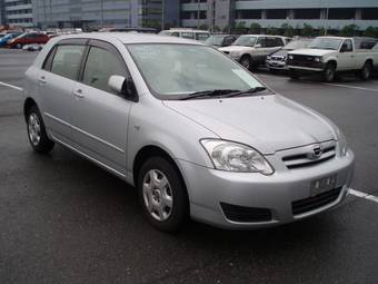 Toyota corolla runx 2004