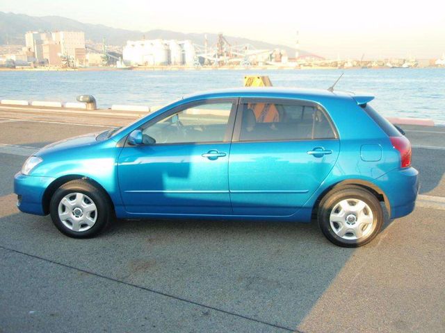 2005 Toyota Corolla Runx