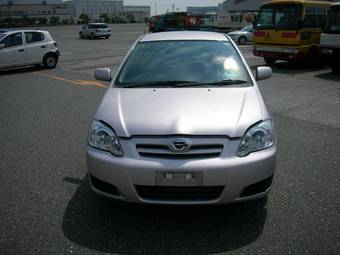 2005 Toyota Corolla Runx Pictures