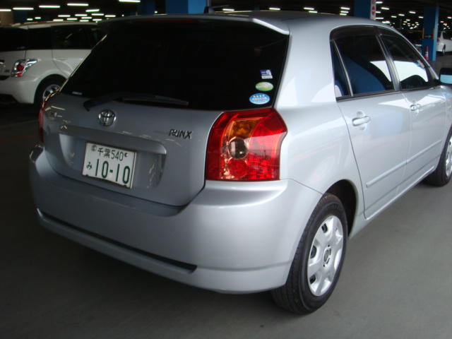 Toyota corolla runx 2005