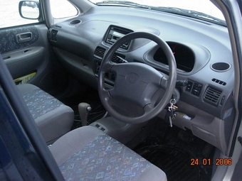 Toyota Corolla Spacio