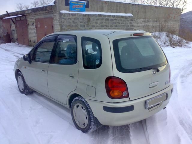 Toyota spacio 1997