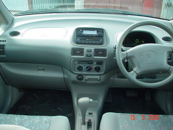 1998 Toyota Corolla Spacio Photos