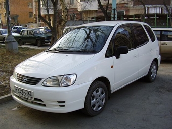 1999 Toyota Corolla Spacio