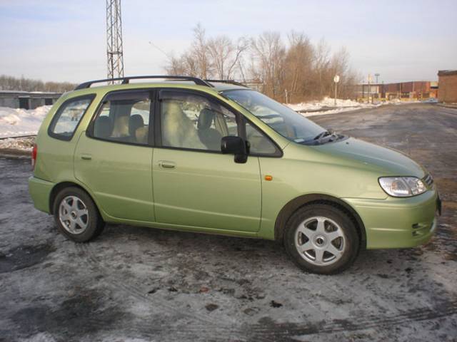 1999 Toyota Corolla Spacio