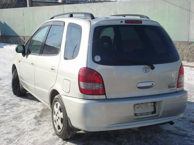 Toyota spacio 1999