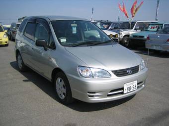 1999 Toyota Corolla Spacio Photos