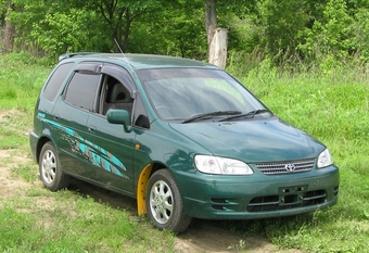 2000 Toyota Corolla Spacio