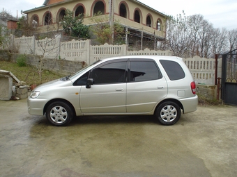 2000 Toyota Corolla Spacio