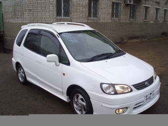 2000 Toyota Corolla Spacio