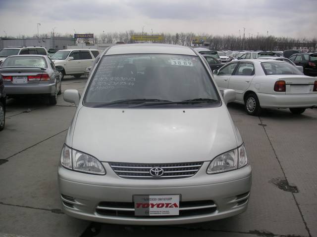 2000 Toyota Corolla Spacio