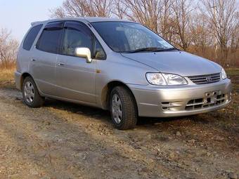 2000 Toyota Corolla Spacio