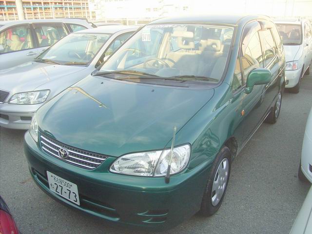 2000 Toyota Corolla Spacio Images