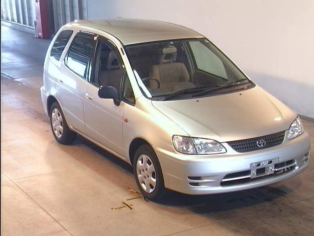 2001 Toyota Corolla Spacio Photos