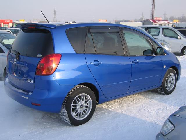 2001 Toyota Corolla Spacio Images