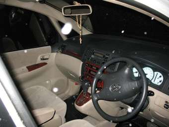 2001 Toyota Corolla Spacio Pics