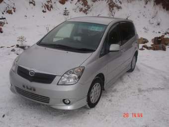 2002 Toyota Corolla Spacio Pics