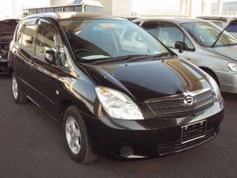 2002 Toyota Corolla Spacio Pics