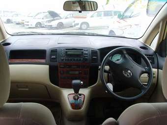 2002 Toyota Corolla Spacio Wallpapers
