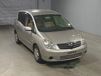 2002 Toyota Corolla Spacio Images