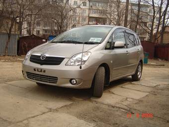 2002 Toyota Corolla Spacio Pictures