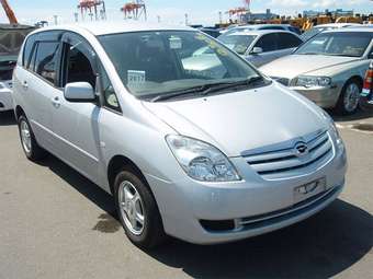 2003 Toyota Corolla Spacio