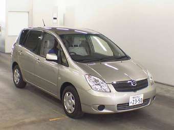 2003 Toyota Corolla Spacio Photos