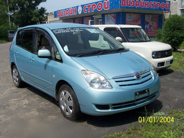 Toyota spacio 2003