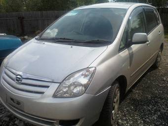 2003 Toyota Corolla Spacio Pictures