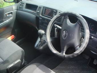 2003 Toyota Corolla Spacio Pictures