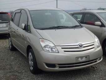 2004 Toyota Corolla Spacio