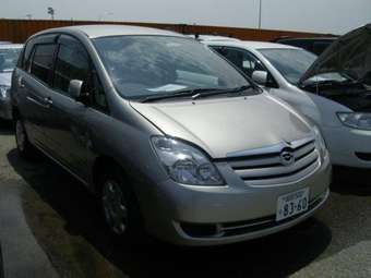 2005 Toyota Corolla Spacio Pictures