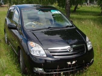 2005 Toyota Corolla Spacio Photos