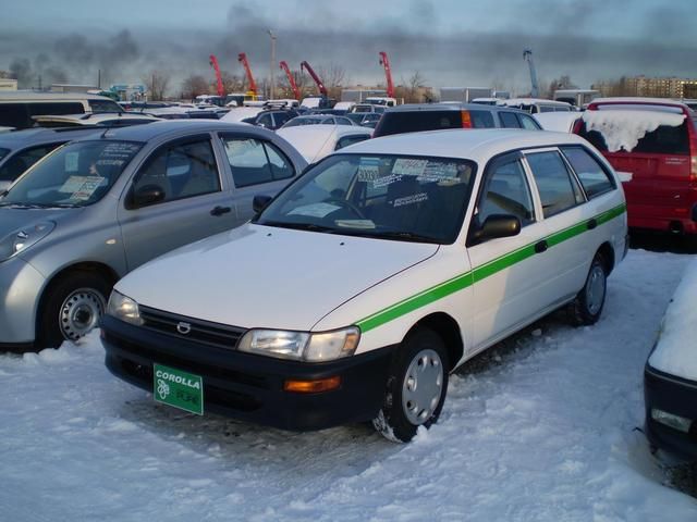 Toyota corolla van