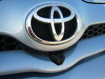 2004 Toyota Corolla Verso Images
