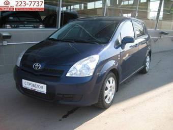 2005 Toyota Corolla Verso Pictures