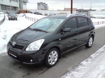 2009 Toyota Corolla Verso Photos