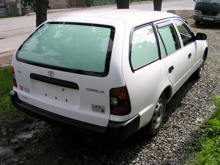 1998 Toyota Corolla Wagon Photos