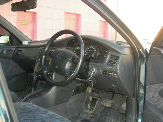 1995 Toyota Corona