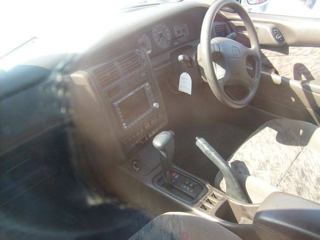 1995 Toyota Corona