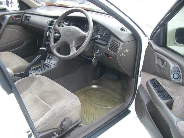 1995 Toyota Corona