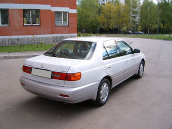 1998 Toyota Corona Pictures